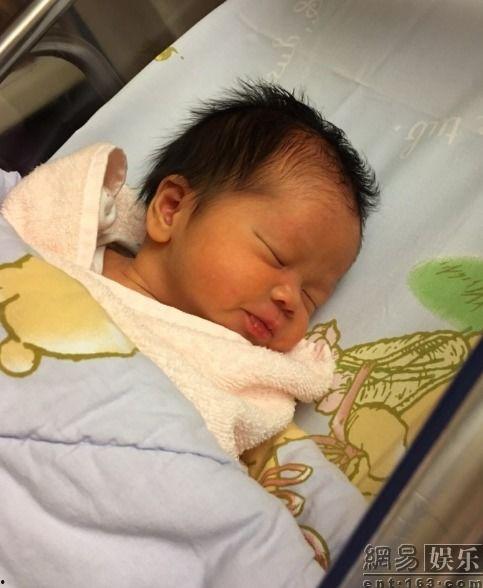 明星 早产,幸福与挑战并存的人生新篇章