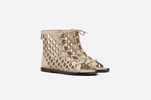 dior花园鞋明星同款,明星同款演绎时尚新潮流